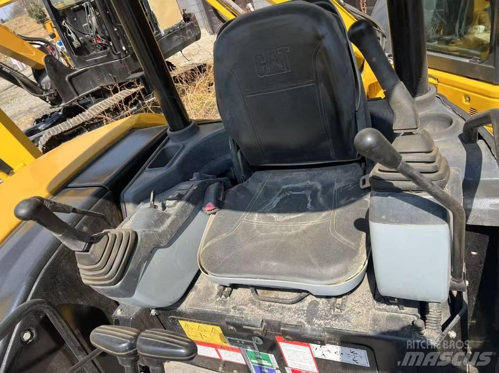 CAT 304 C CR Mini ekskavatoriai < 7 t