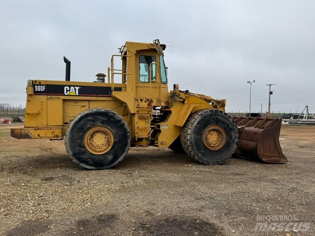CAT 980 F Naudoti ratiniai krautuvai