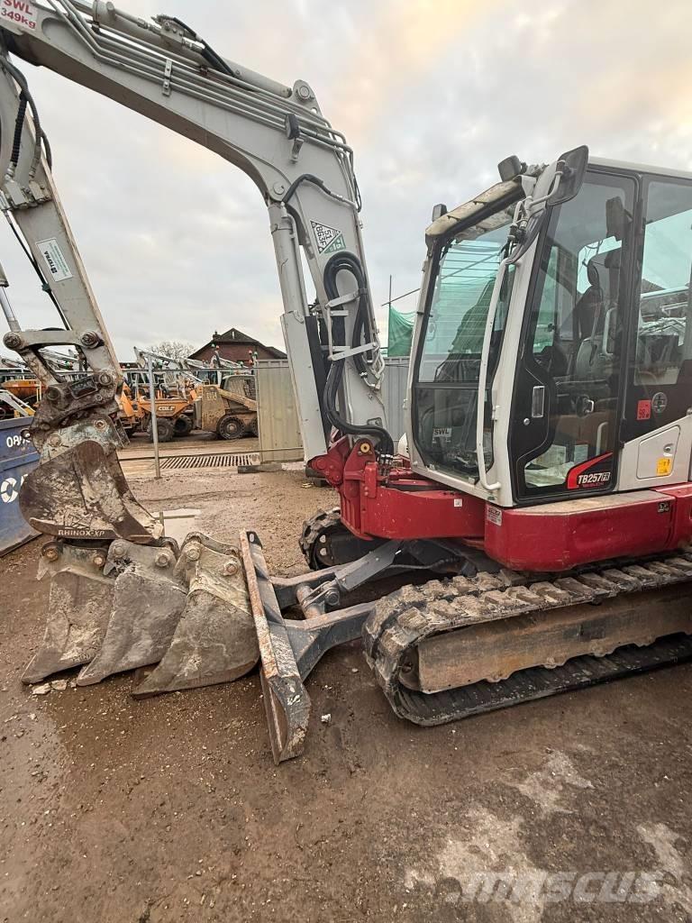 Takeuchi TB 257 FR Mini ekskavatoriai < 7 t