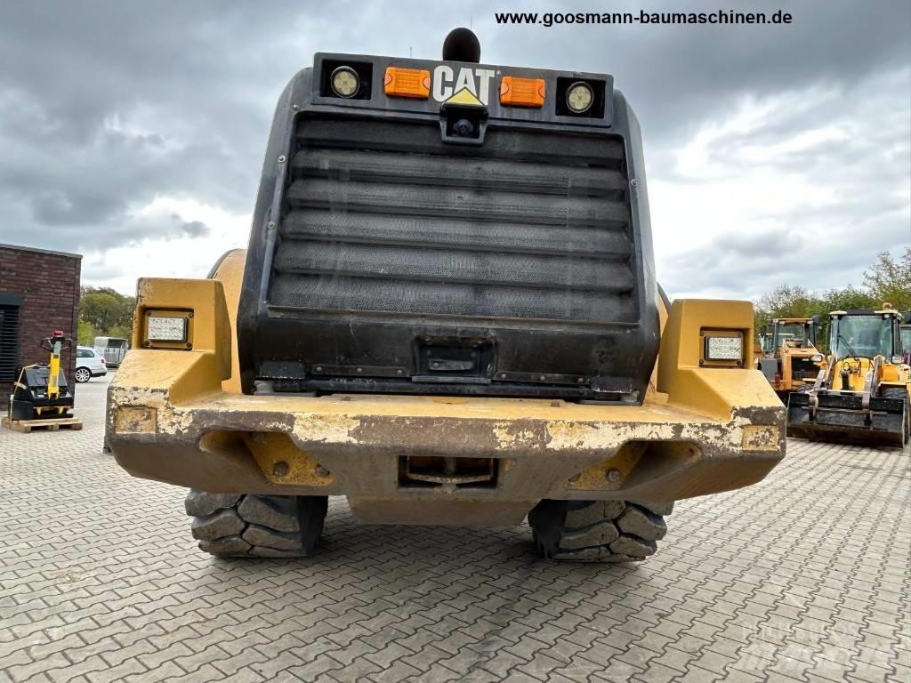CAT 972 M Naudoti ratiniai krautuvai