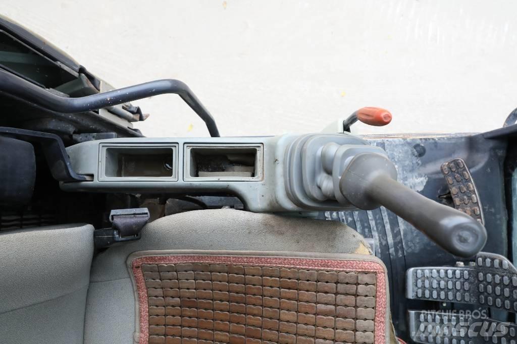 Hitachi ZX 200-5 G Vikšriniai ekskavatoriai