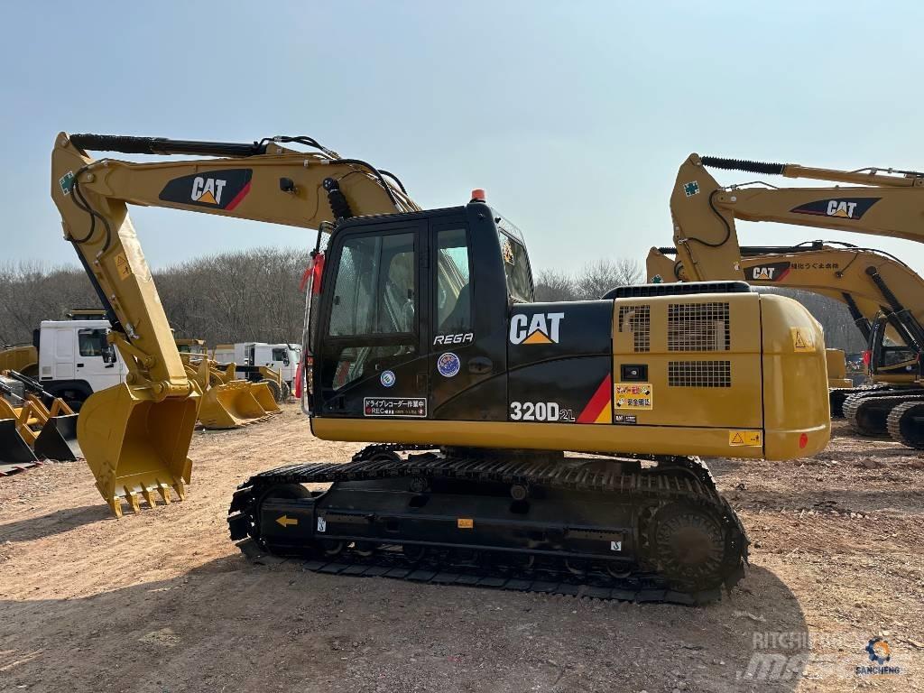 CAT 320D2L Vikšriniai ekskavatoriai