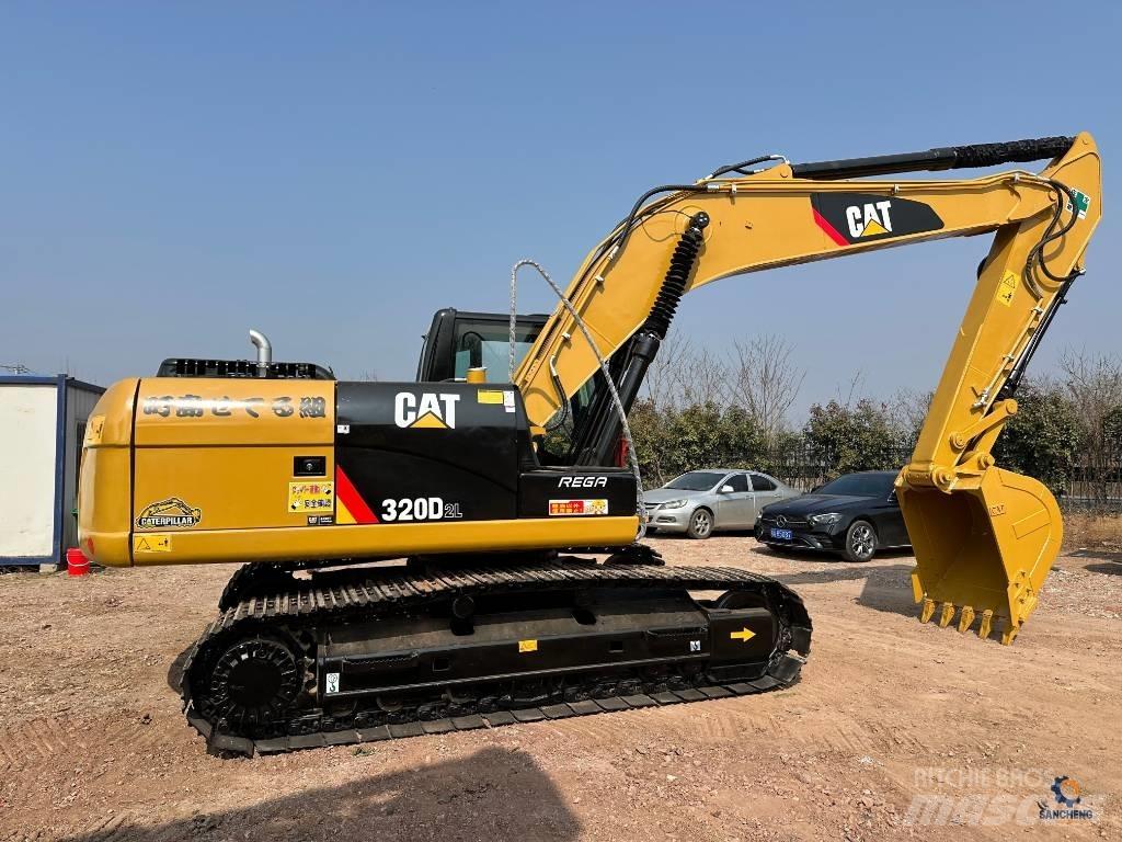 CAT 320D2L Vikšriniai ekskavatoriai