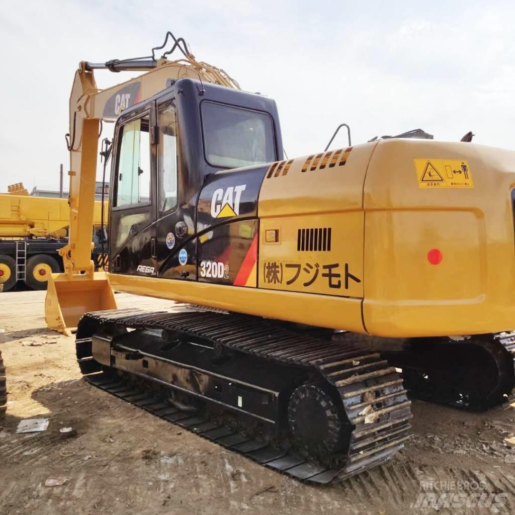CAT 320D Vikšriniai ekskavatoriai