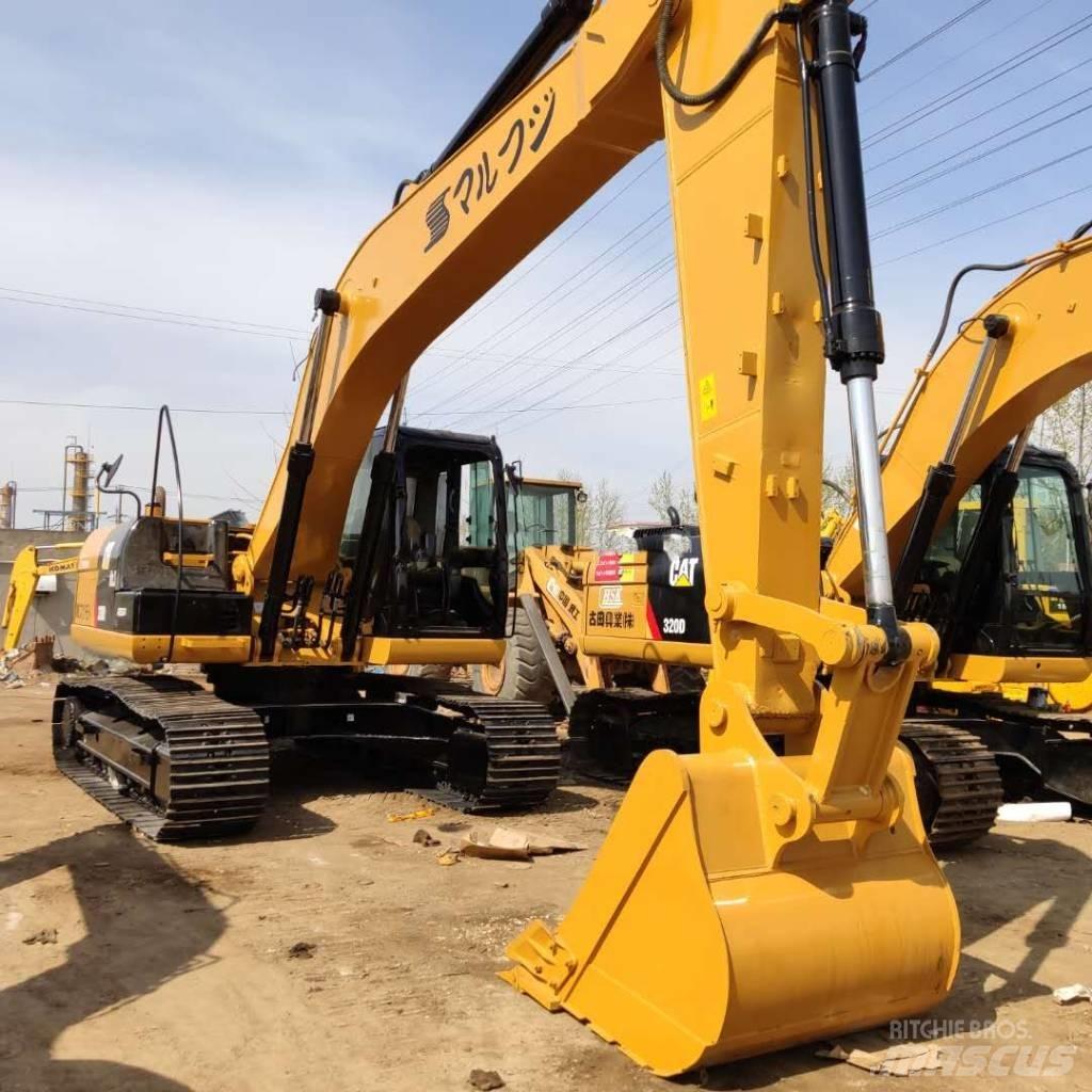 CAT 320D Vikšriniai ekskavatoriai