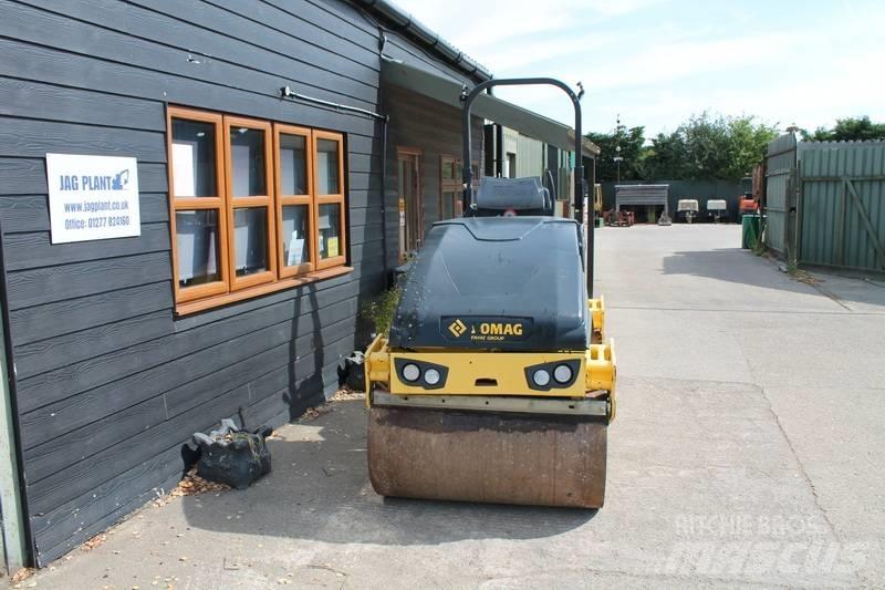 Bomag BW 120 AD-5 Porinių būgnų volai