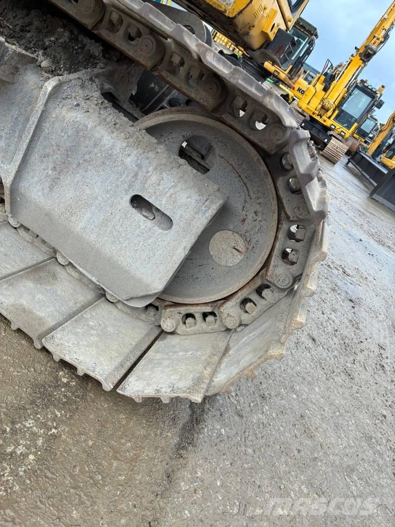 Komatsu PC138US-10 Vikšriniai ekskavatoriai