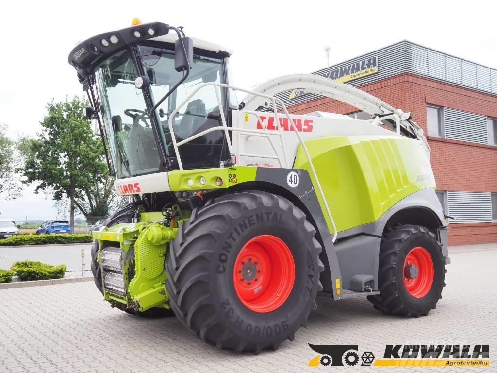 CLAAS Jaguar 940 4WD Pašarų ruošimo technika