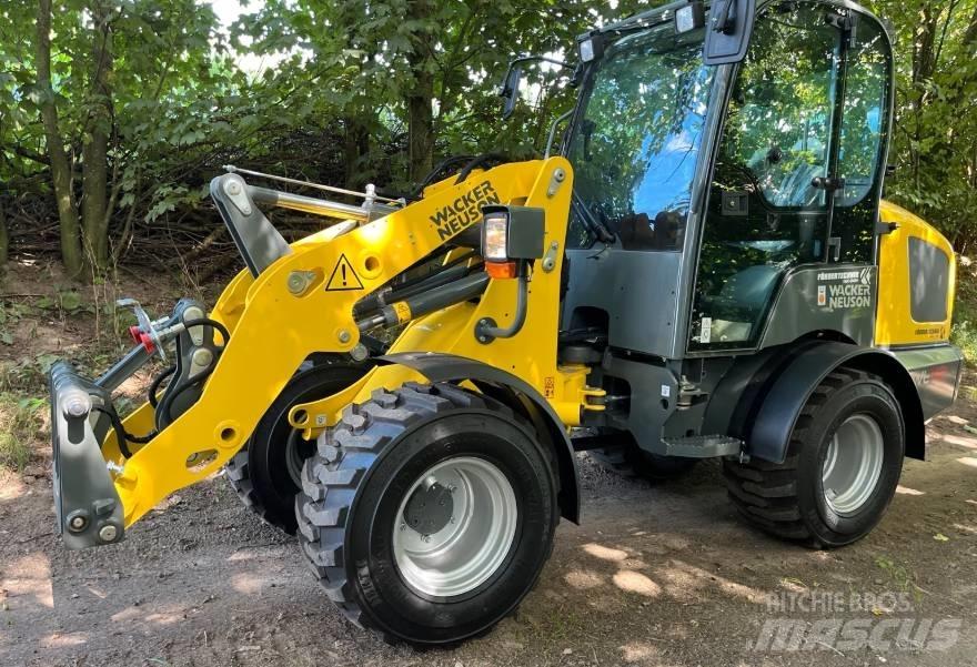 Wacker Neuson WL32 Naudoti ratiniai krautuvai