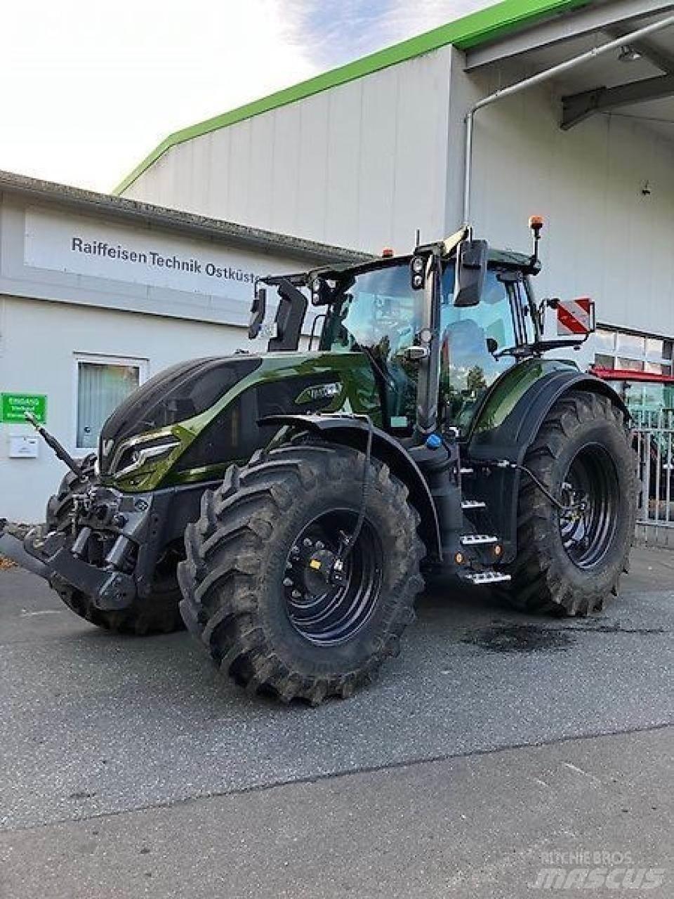 Valtra q285 Traktoriai