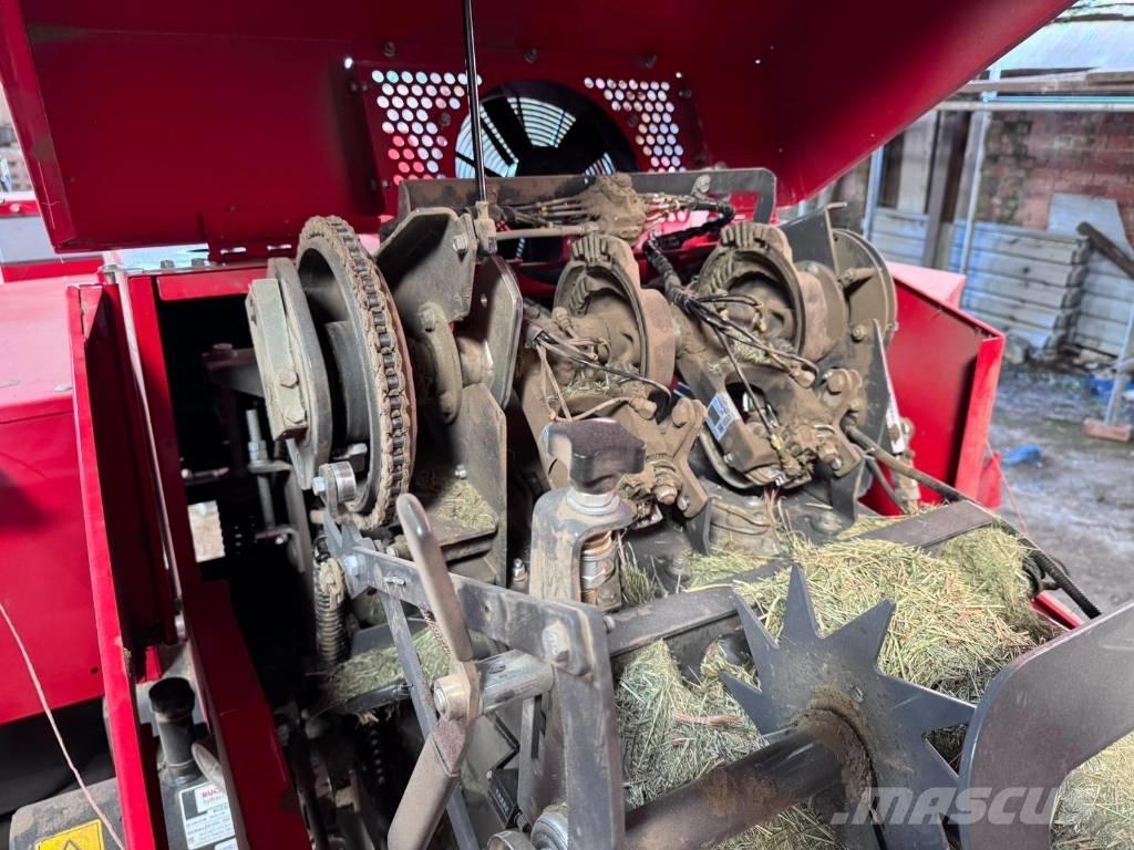 Massey Ferguson 1842 Stačiakampių ryšulių presai