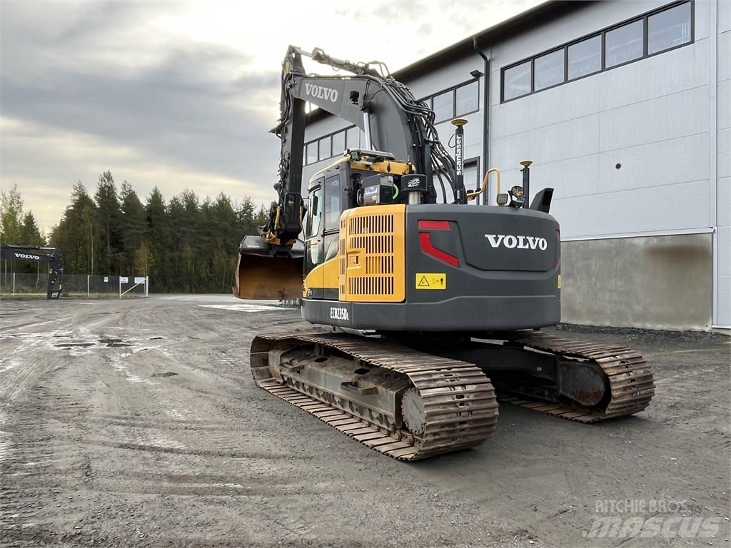 Volvo ECR 235 DL Vikšriniai ekskavatoriai