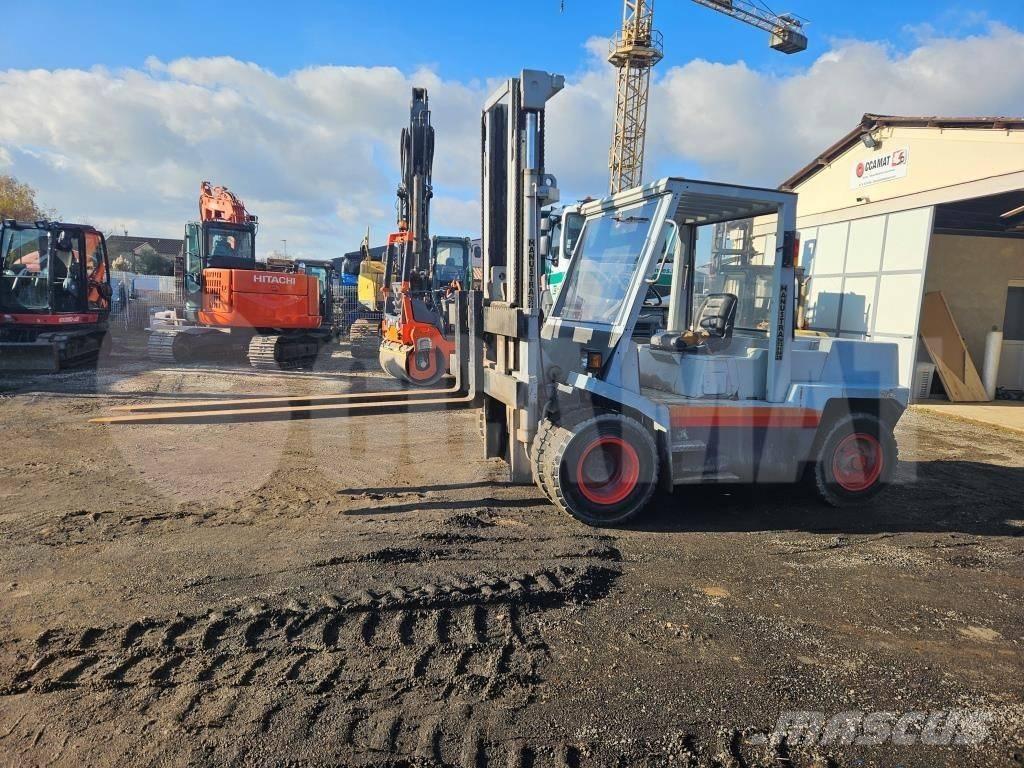 Fiat DL80C Šakiniai krautuvai su prailgintu keltuvu