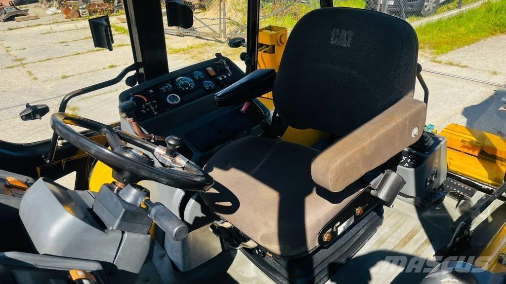 CAT 428 C Ekskavatoriniai krautuvai