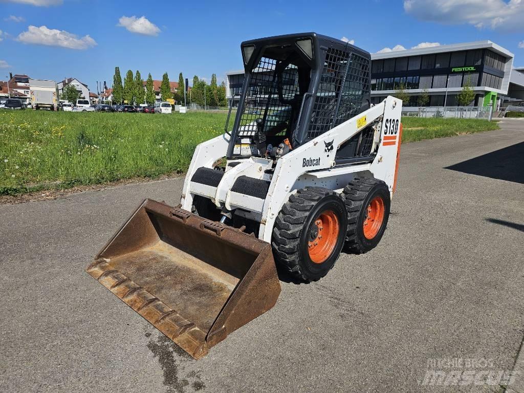 Bobcat S 130 Krautuvai su šoniniu pasukimu