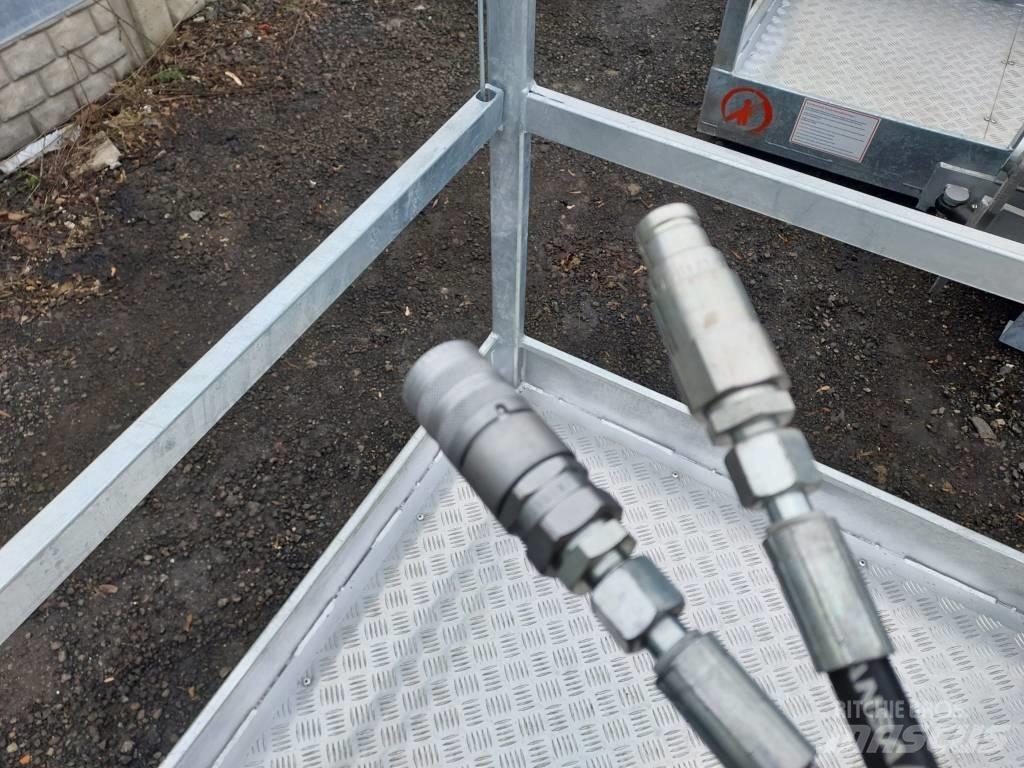 Manitou kosz Kiti naudoti statybos komponentai