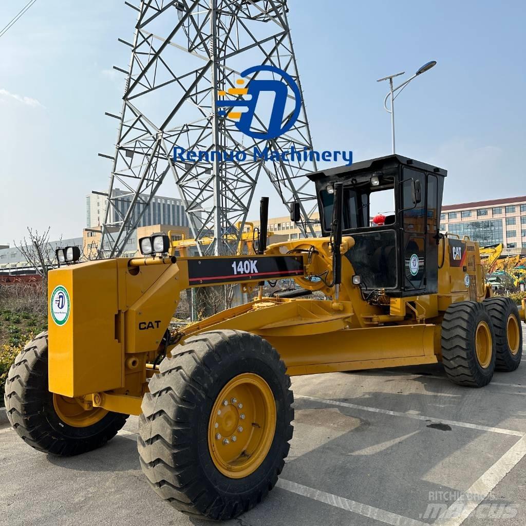 CAT 140K Greideriai