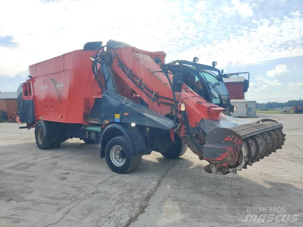 Kuhn SPW 25 Pašarų maišytuvai-dalytuvai