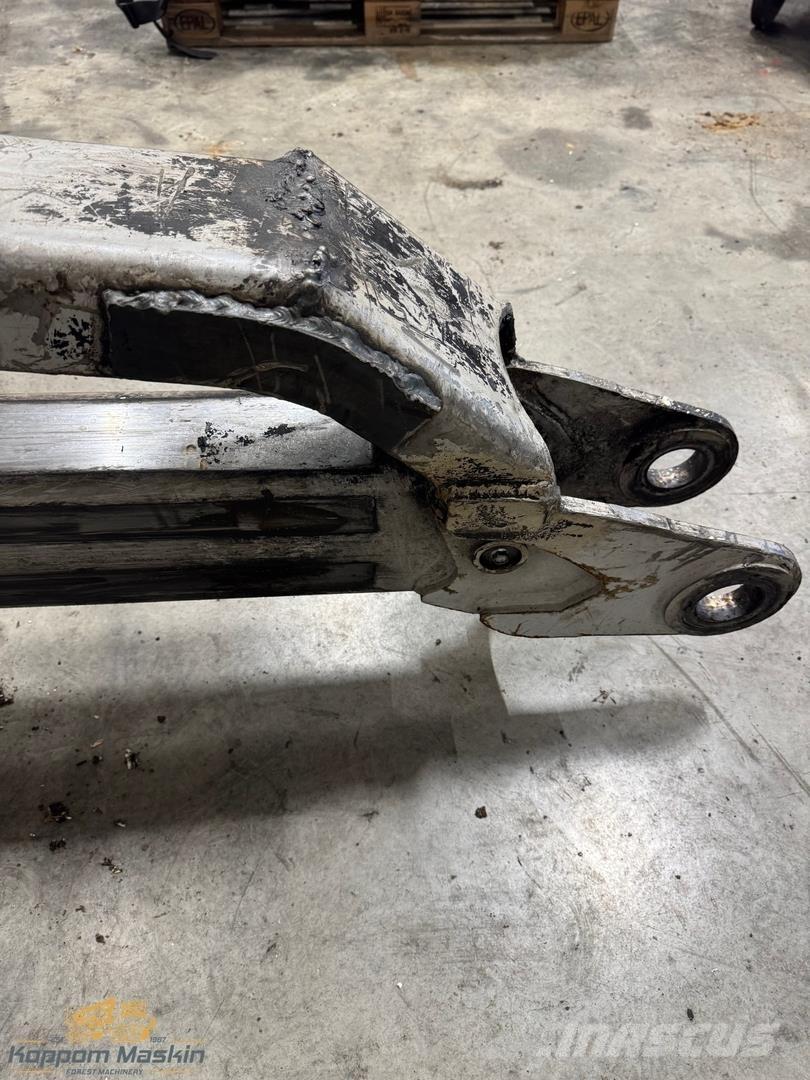 Komatsu 105F Medienos transportavimo mašinų kranai