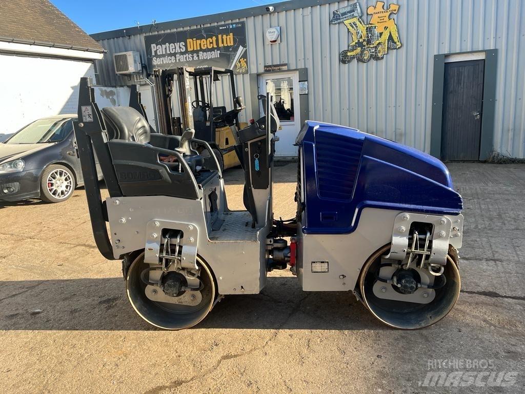 Bomag BW 80 AD-5 Porinių būgnų volai