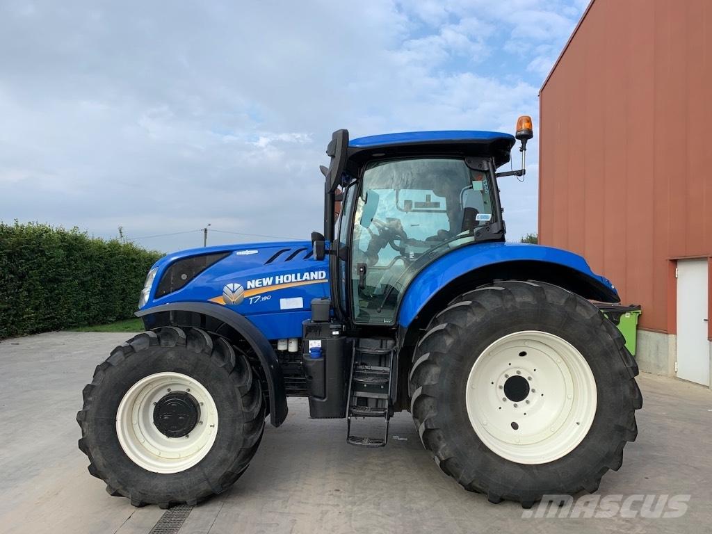 New Holland T 7.190 Traktoriai