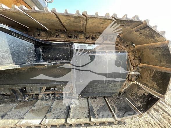 CAT 329FL Vikšriniai ekskavatoriai