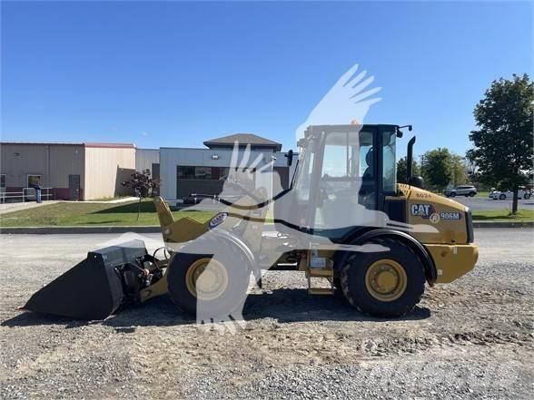 CAT 906M Naudoti ratiniai krautuvai
