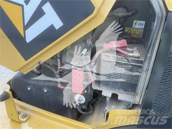 CAT 908M Naudoti ratiniai krautuvai