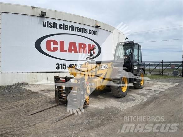 JCB 535-140 Teleskopiniai krautuvai
