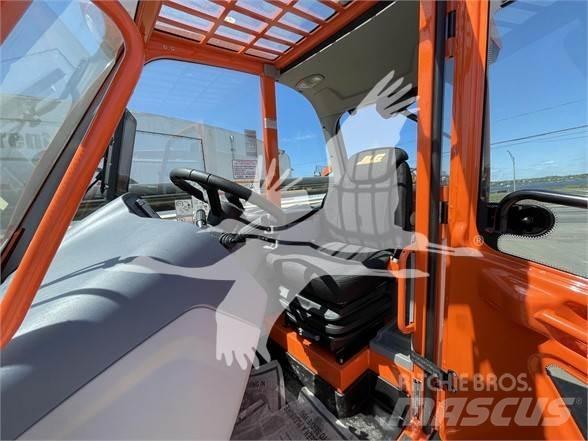 JLG 1075 Teleskopiniai krautuvai