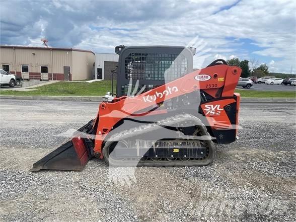 Kubota SVL75 Krautuvai su šoniniu pasukimu