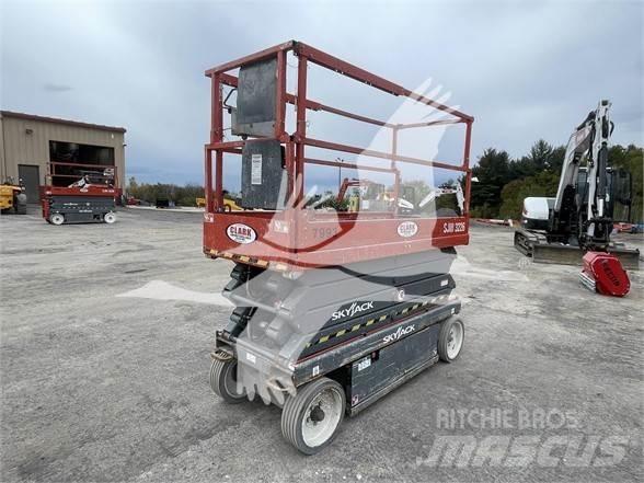 SkyJack SJ3226 Žirkliniai keltuvai