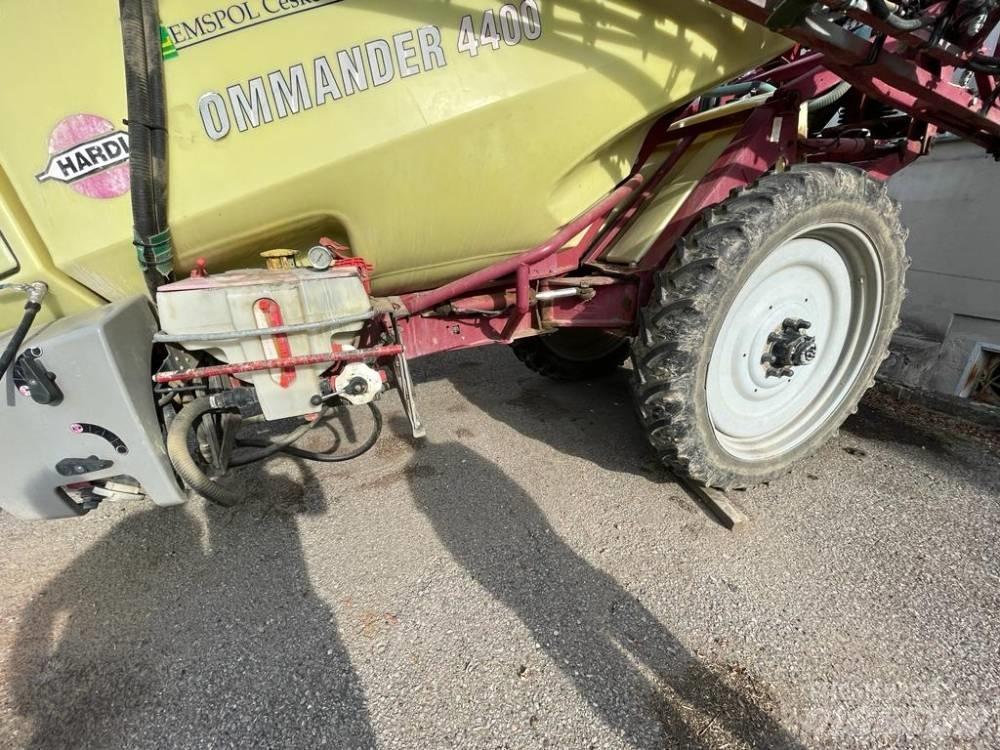 Hardi Commander 4400 Prikabinami purkštuvai