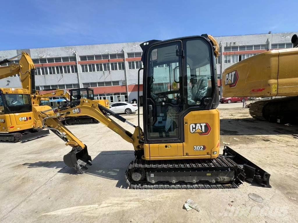 CAT 302 Mini ekskavatoriai < 7 t