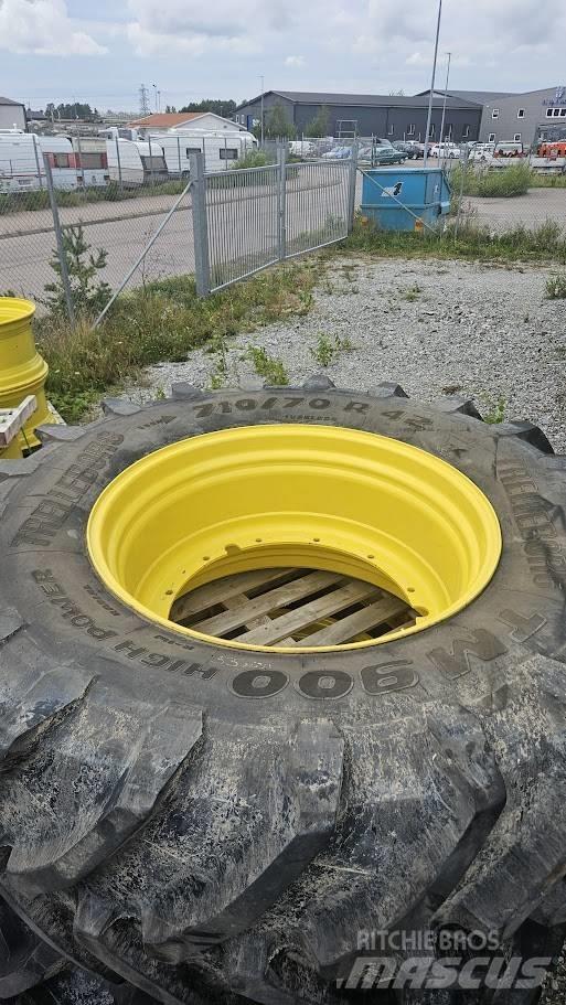 Trelleborg 710/70x42 Kiti naudoti traktorių priedai