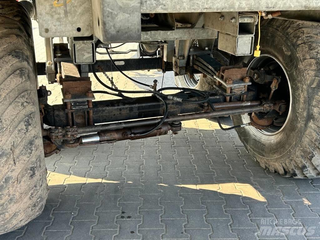 Fliegl ASW 268 Savivartės priekabos