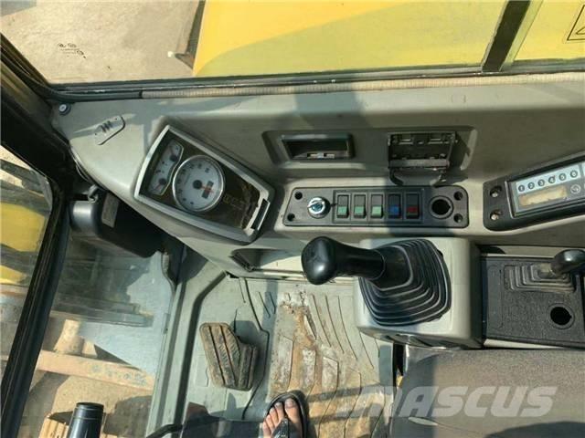 Hyundai R80-7 Vikšriniai ekskavatoriai