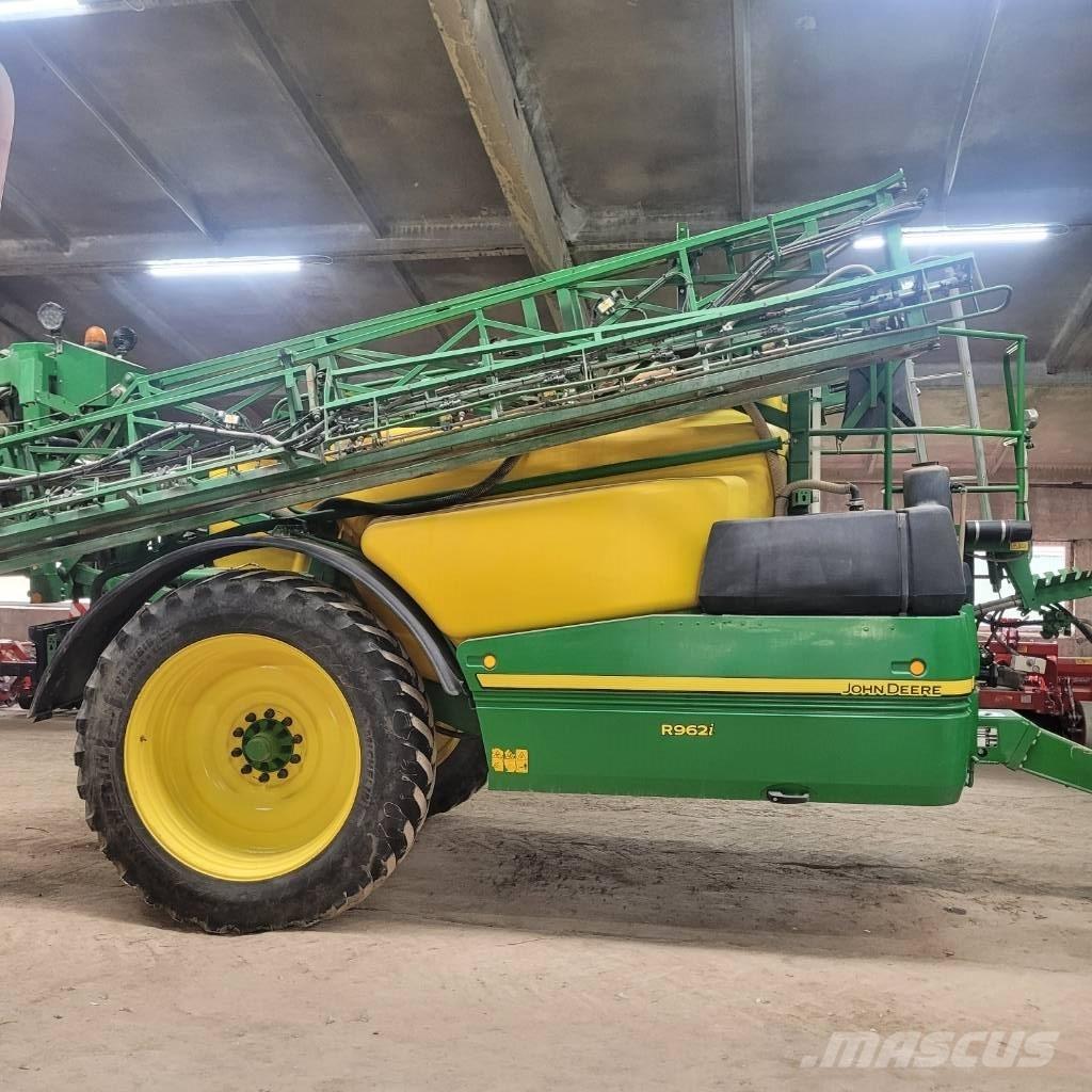 John Deere R 962 i Prikabinami purkštuvai