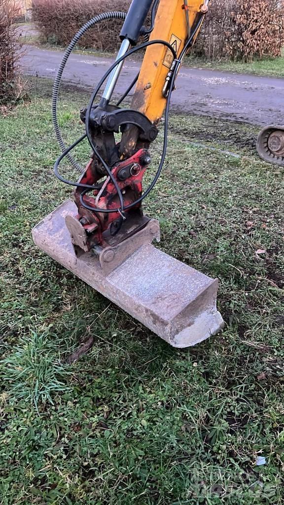 JCB 19 C-1 Mini ekskavatoriai < 7 t