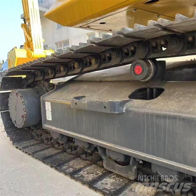 Komatsu PC 210-8 Vikšriniai ekskavatoriai