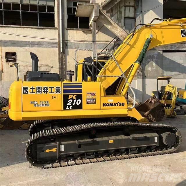 Komatsu PC 210-8 Vikšriniai ekskavatoriai