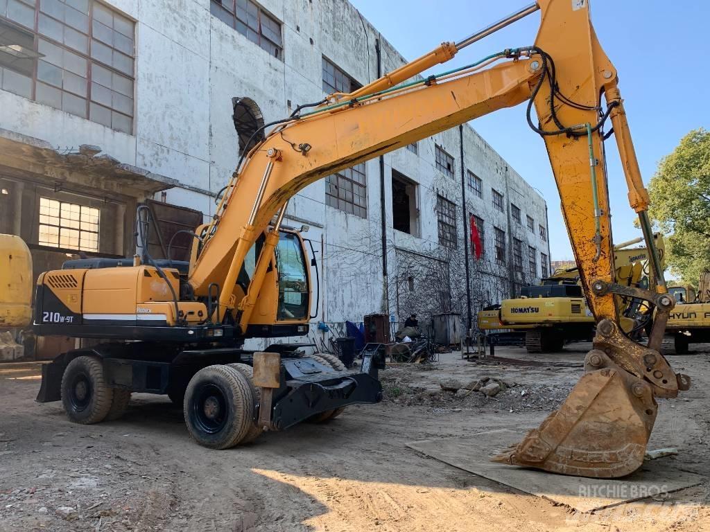 Hyundai R210W-9 Ratiniai ekskavatoriai