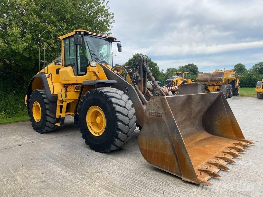Volvo L 150 H Naudoti ratiniai krautuvai