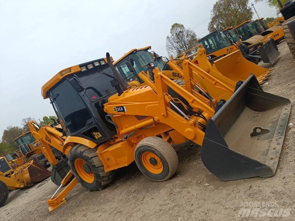 JCB 3 CX Naudoti ratiniai krautuvai