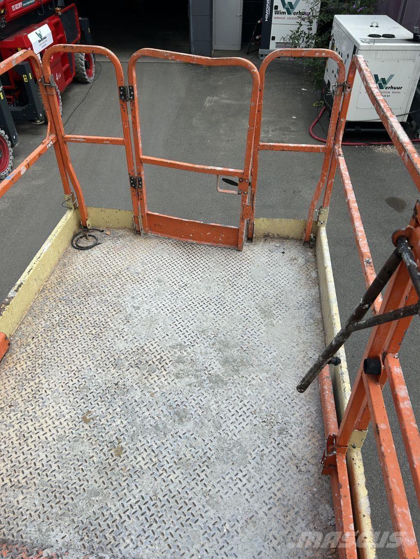 JLG 4069 LE (3524) Žirkliniai keltuvai