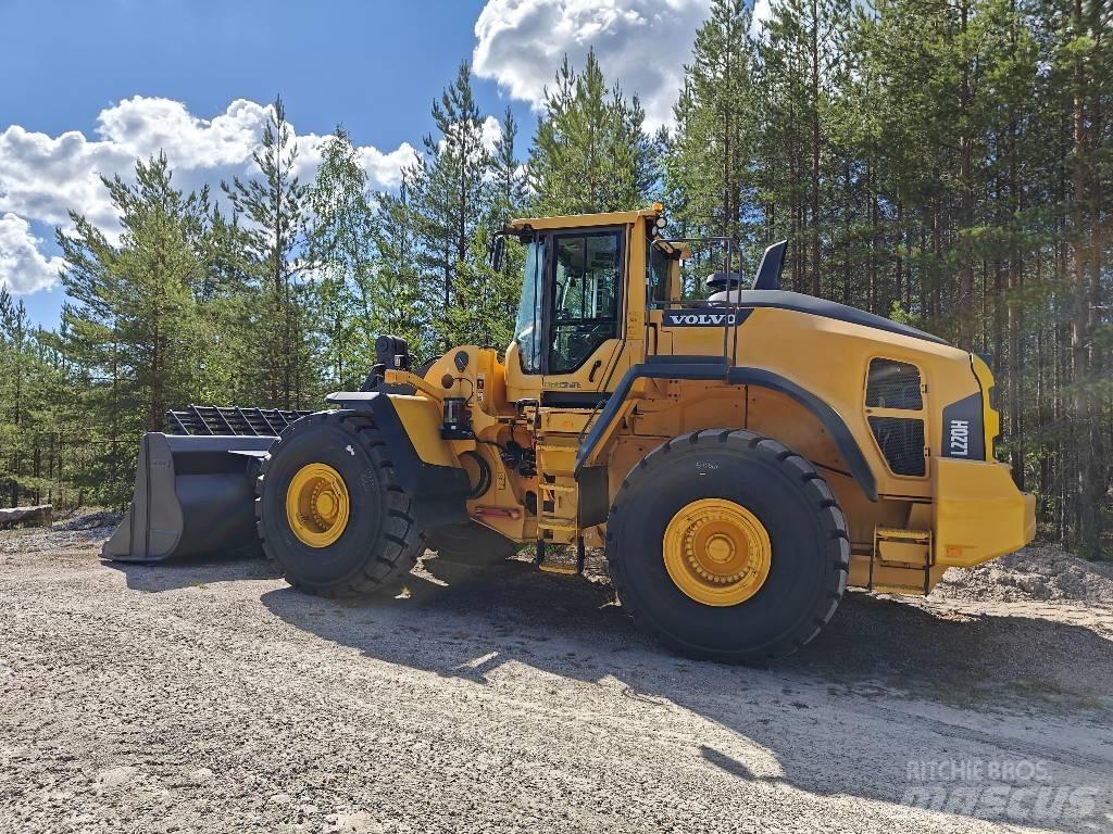 Volvo L220H Naudoti ratiniai krautuvai