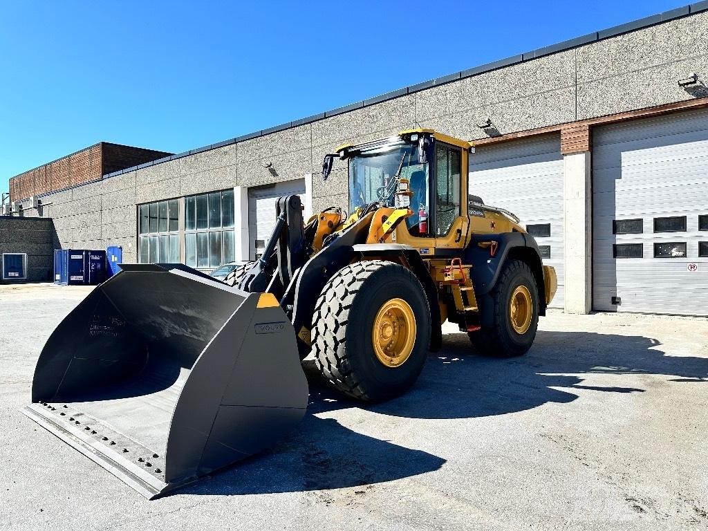 Volvo L110H 2024 Naudoti ratiniai krautuvai