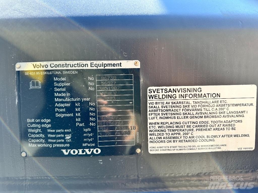 Volvo L110H 2024 Naudoti ratiniai krautuvai