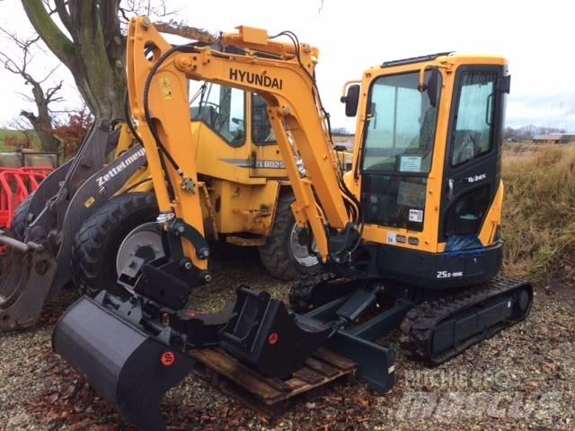 Hyundai R25 AK Mini ekskavatoriai < 7 t