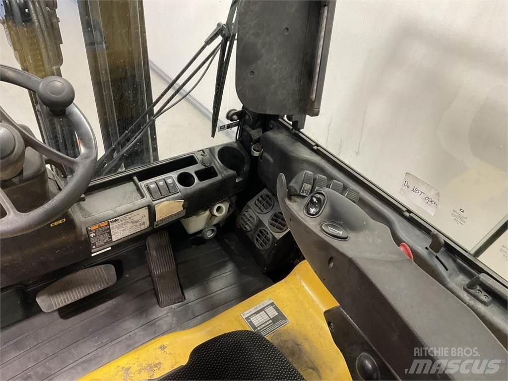 Yale ERP30VL Elektriniai šakiniai krautuvai